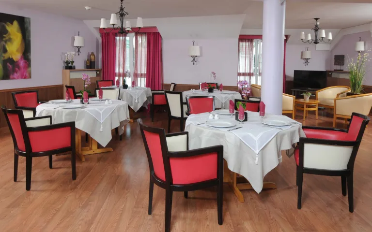 Image Résidence - 4 : Maison de Famille les Eaux Vives