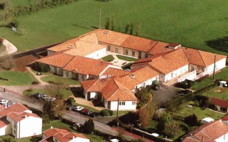 Image Résidence - 2 : EHPAD Résidence la Chèze d'Or