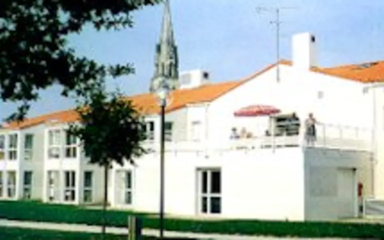 Image Résidence - 1 : EHPAD le Chêne d'Or