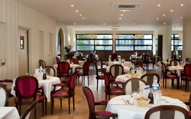 Image Résidence - 3 : EHPAD Villa Beausoleil - Chaville