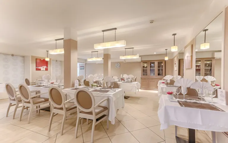 Image Résidence - 3 : EHPAD Maisons de Famille la Roseraie