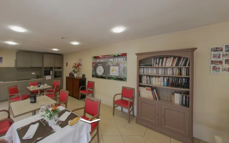 Image Résidence - 1 : EHPAD Maisons de Famille la Roseraie