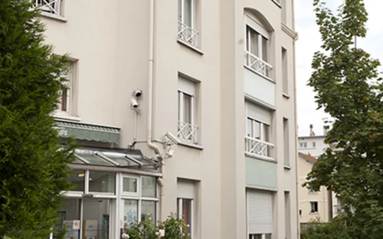 Image Résidence - 4 : Le Temps des Roses