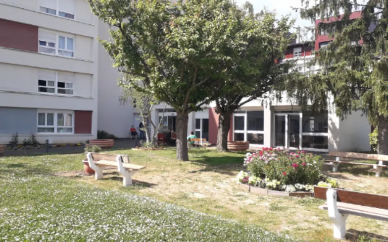 Image Résidence - 1 : Résidence Albert-Perrissin