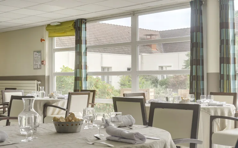 Image Résidence - 1 : Les Jardins de Roinville