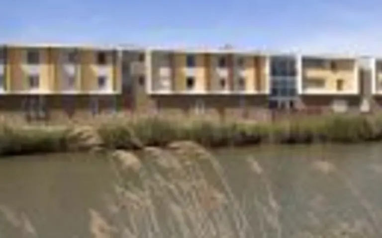 Image Résidence - 4 : Côté Canal