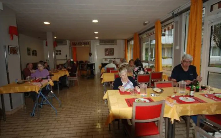 Image Résidence - 1 : EHPAD Residence Montjoie