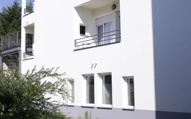 Image Résidence - 3 : Le Menhir