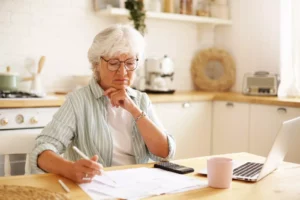 Les cas d'exonération d'impôts pour une personne âgée