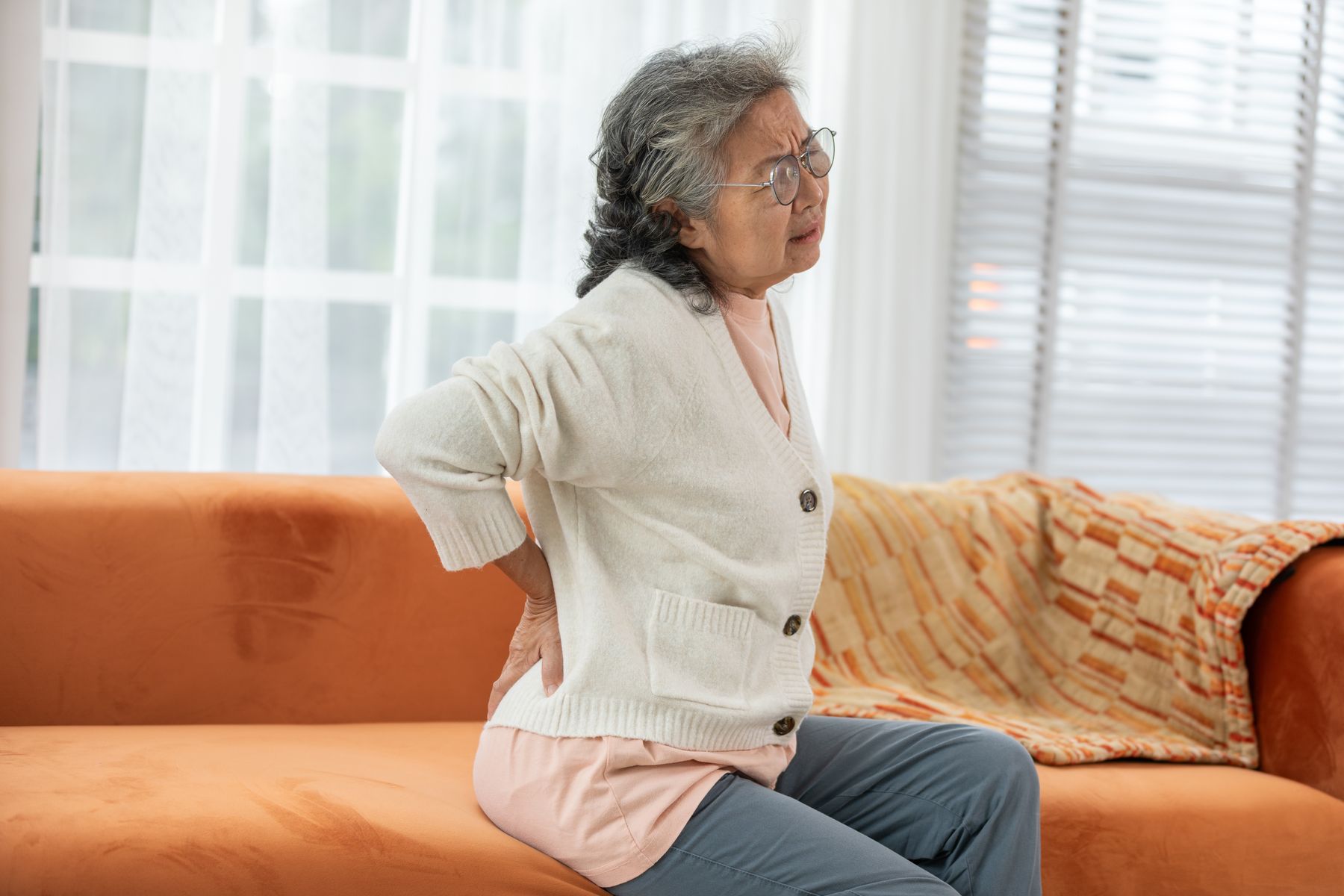 Comment réduire les risques d’escarres chez la personne âgée dépendante ?