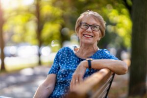 Seniors en été : 7 idées de sorties pour maintenir le lien social