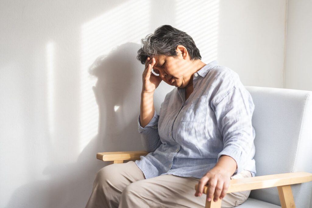 Aidante qui ressent de l'épuisement physique et mental