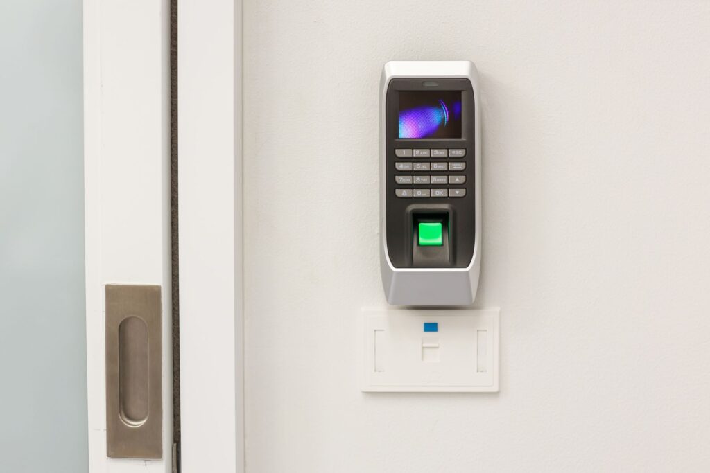 porte sécurisée en unité Alzheimer