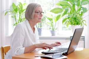 Quels papiers rassembler pour un placement en EHPAD en urgence ?