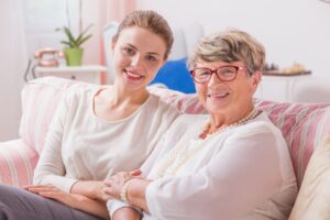 Comment choisir une famille d’accueil agréée pour votre parent âgé Les 5 étapes à suivre