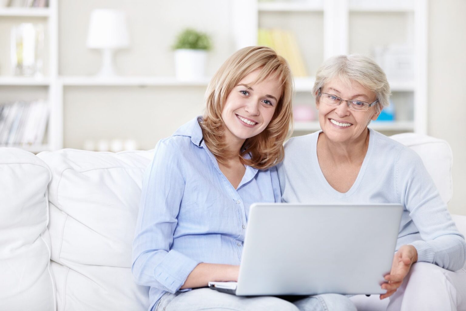Abus de faiblesse sur senior : que dit le Code Pénal