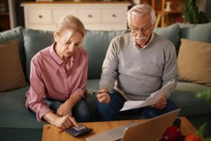 Vous participez aux frais d’hébergement en EHPAD de votre parent Voici quoi inscrire sur la feuille d’impôt