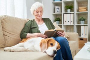 Peut-on continuer à lire quand on a Alzheimer ?