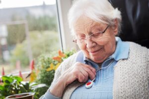 Téléassistance en EHPAD gadget ou vraie sécurité en plus pour les résidents