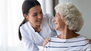 De l’APA aux soins ce que change un GIR 2 pour une entrée en EHPAD