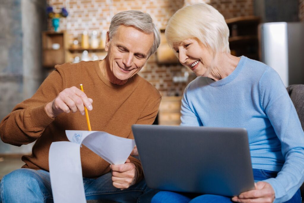 seniors calculant le seuil de récupération de l'ASPA