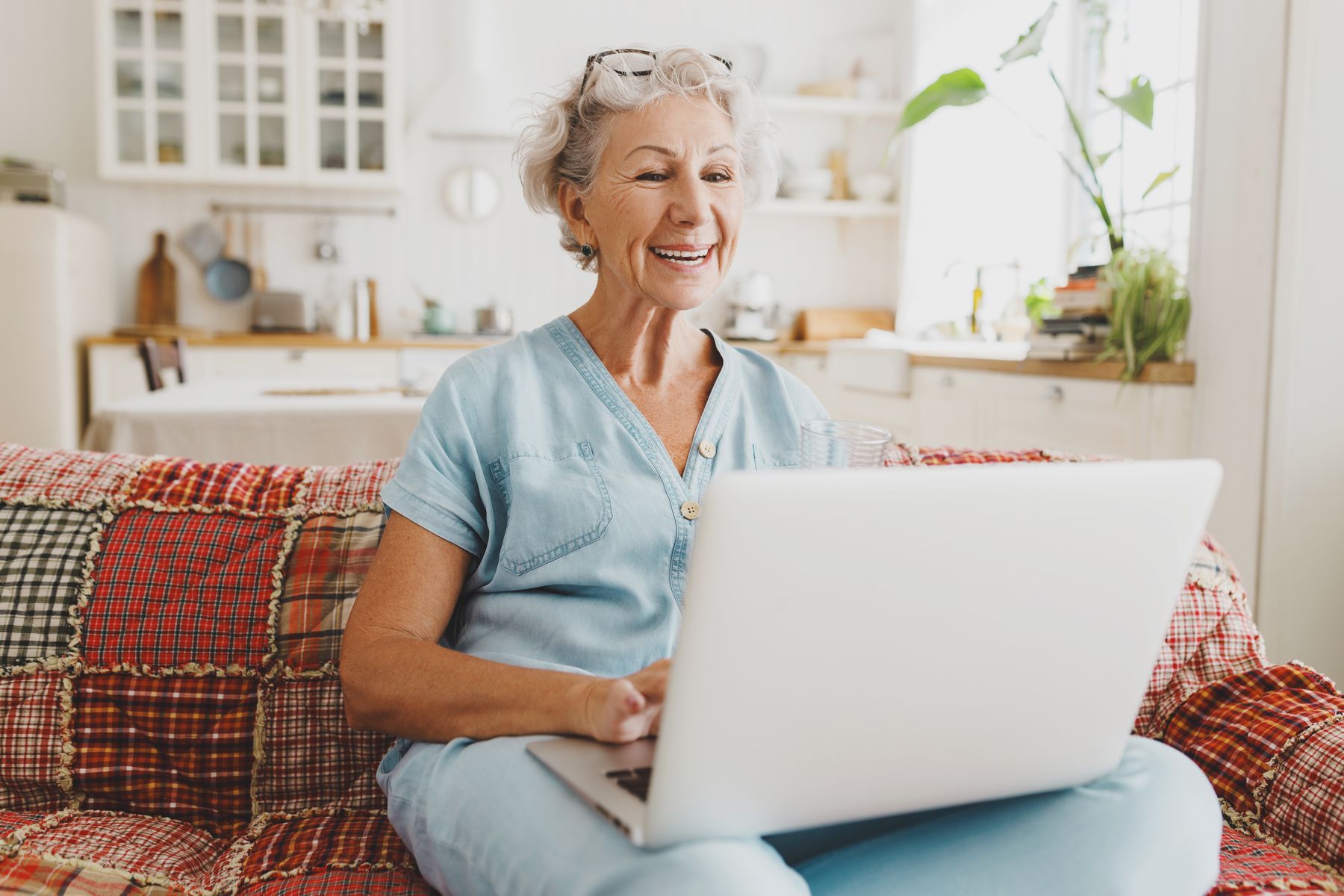 Quel est le prix mensuel d’une résidence senior et quels services y obtient-on pour quel budget