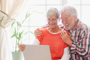 EHPAD, résidence seniors, famille d’accueil ou maison de convalescence quelle est la meilleure solution pour votre parent dépendant