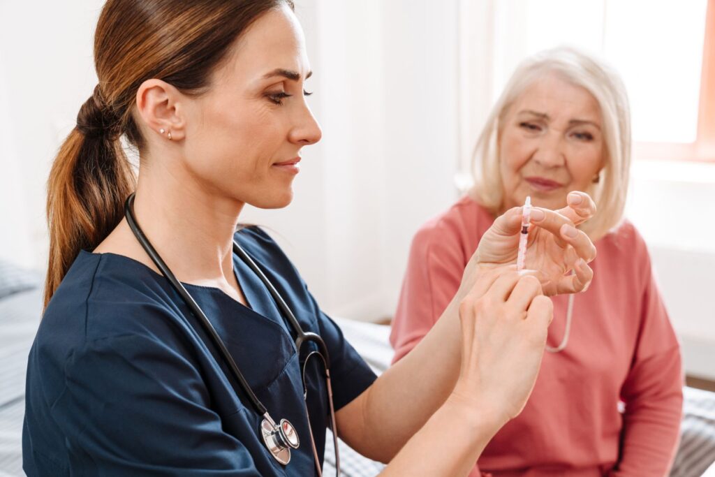prise en charge à domicile d'un senior atteint d'hypoglycémie