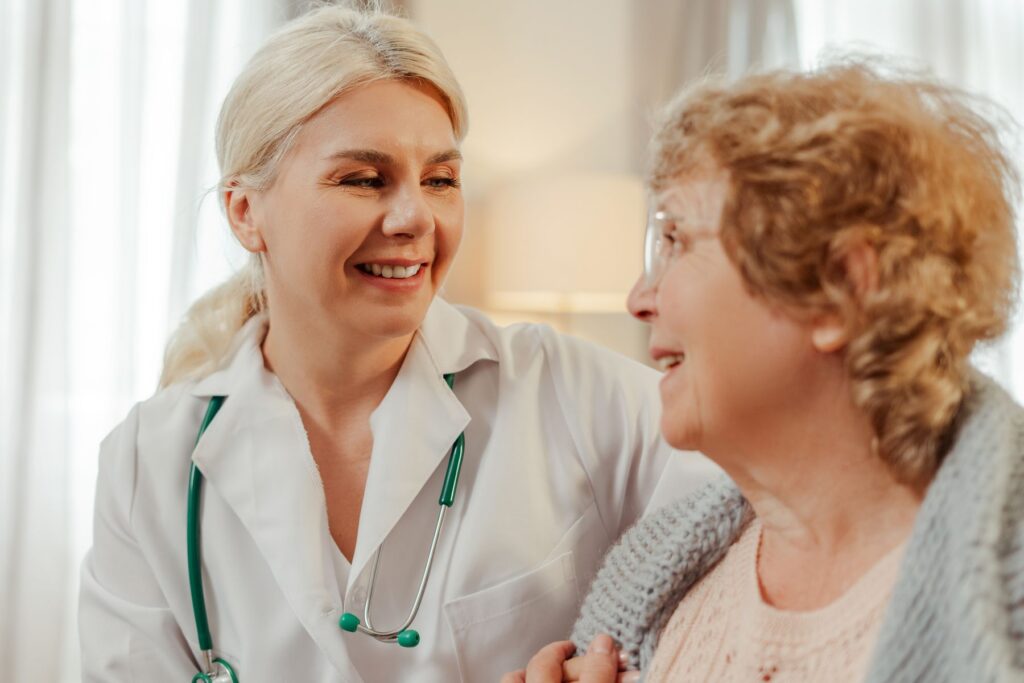 senior en perte d'autonomie ayant peur de l'entrée en EHPAD et du changement