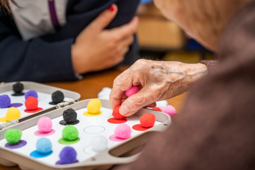 test cognitif chez un senior pour détecter Alzheimer