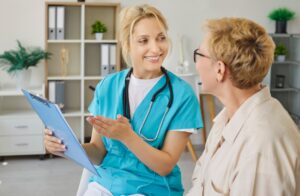 Comment le transport est-il pris en charge vers l’accueil de jour Alzheimer