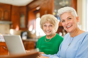 Comment préparer un proche atteint d’Alzheimer à entrer en EHPAD