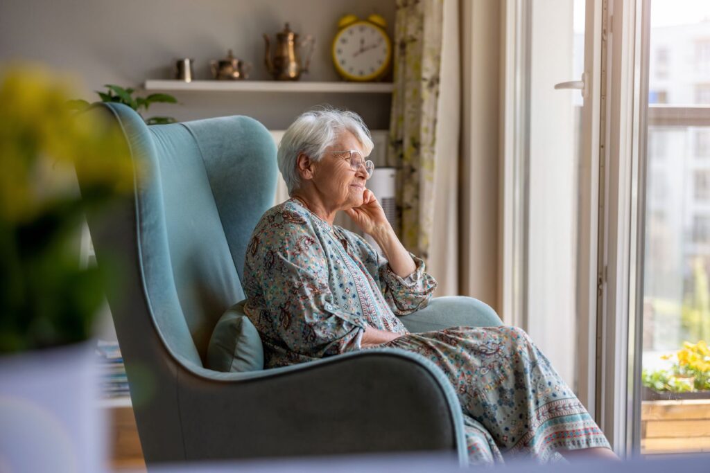 Senior qui est dans un EHPAD à prix bas dans le Massif Central