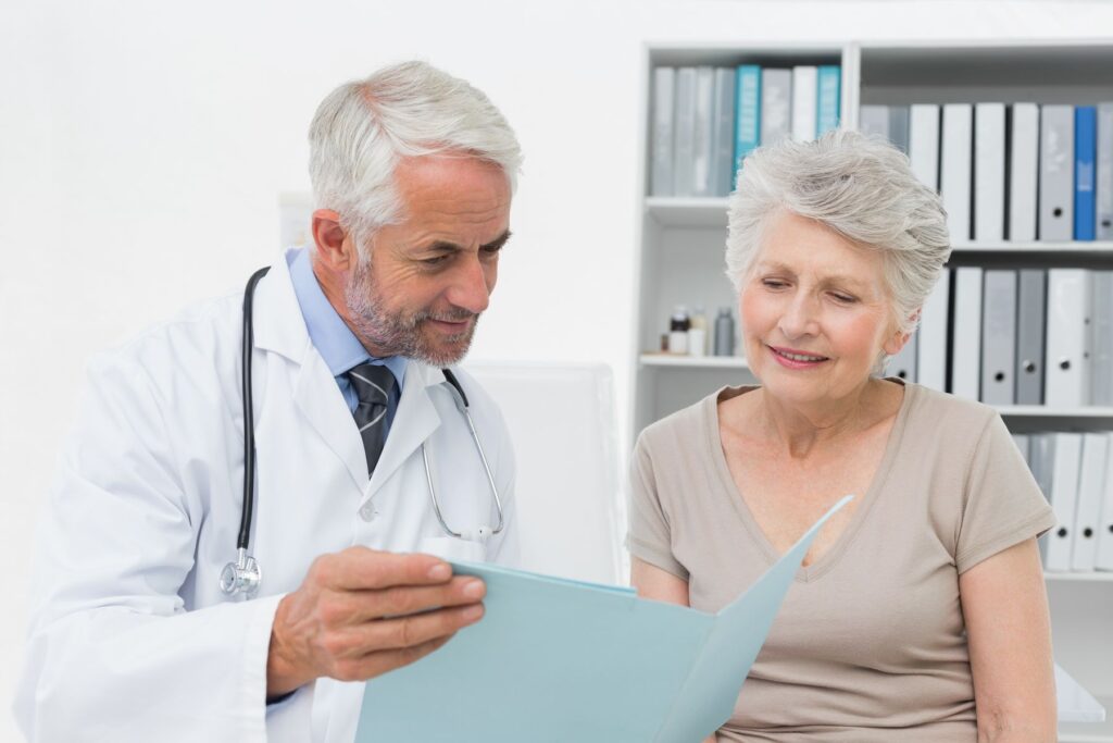Senior qui bénéficie d'une consultation de plus de 20 minutes