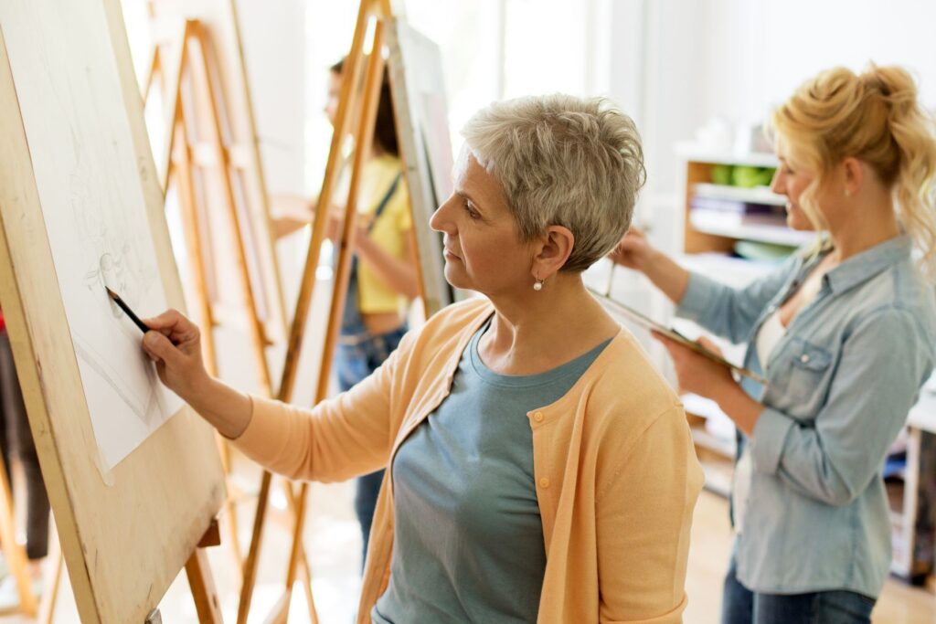 bienfaits de l'art-thérapie en ehpad pour les résidents alzheimer