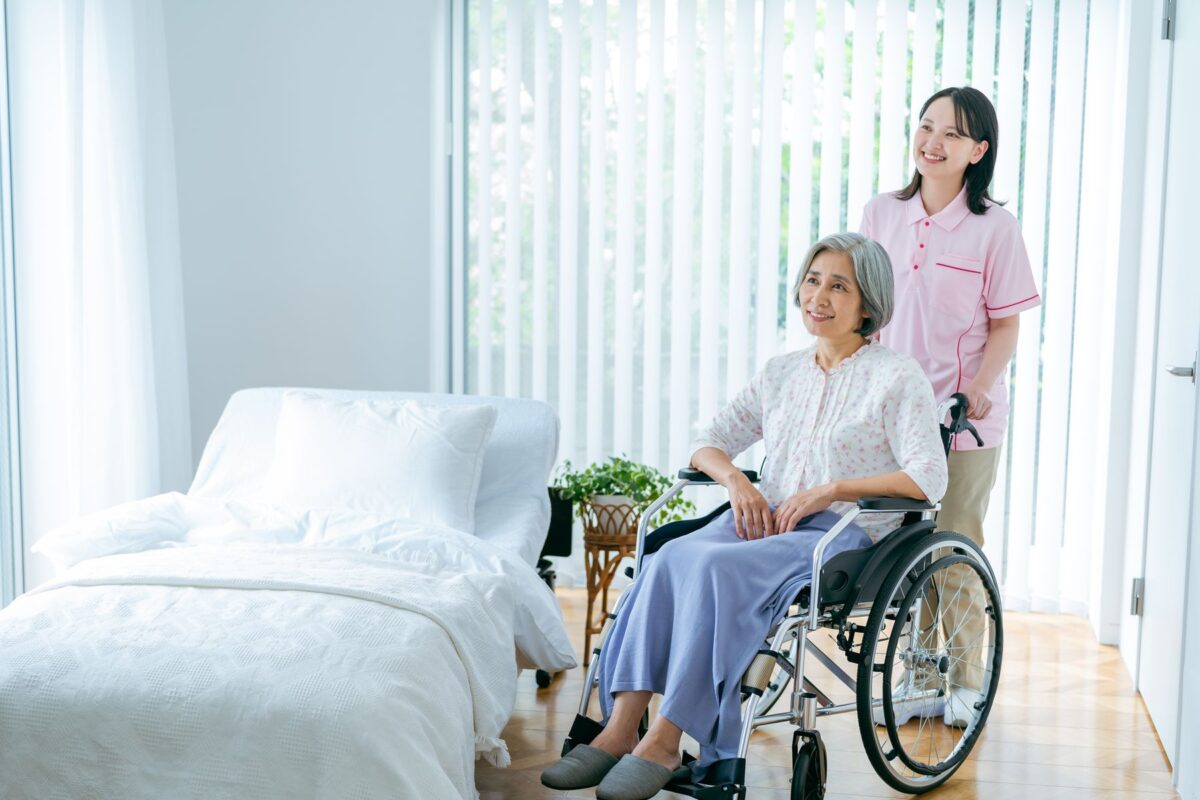Soins palliatifs en EHPAD : dans quels cas c'est possible et comment ça se passe concrètement
