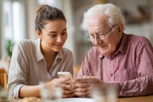 Avis Google sur les EHPAD : comment distinguer les vrais retours des faux en 2026