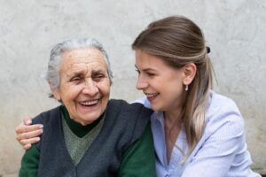 Alzheimer et fugue : les technologies anti-errance qui existent en EHPAD et comment vérifier qu'elles sont en place