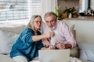 Senior propriétaire pourquoi posséder un logement ne suffit plus toujours à financer une entrée en EHPAD